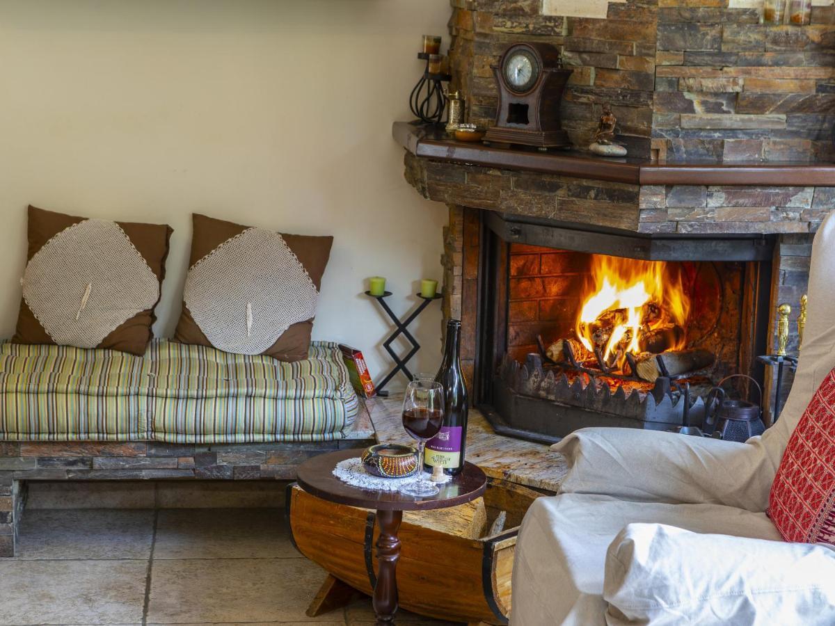 Kato Amiandos Troodos Riverside Cottage מראה חיצוני תמונה